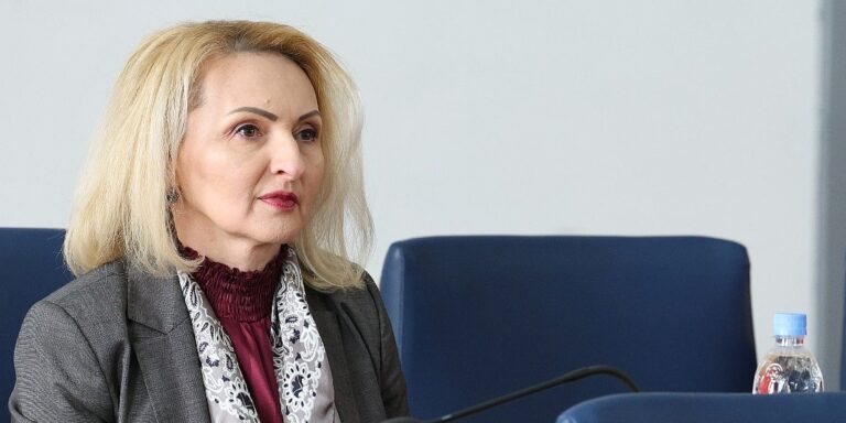 Admela Hodžić u Skupštini KS traži uvođenje "Španskog modela" za praćenje nasilnika i zaštitu žrtve