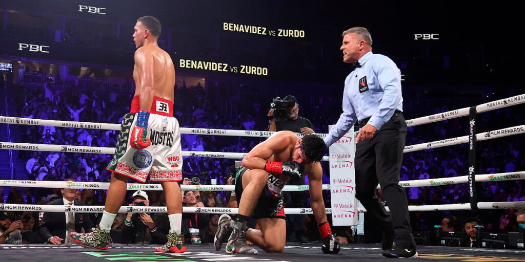 Benavidez nokautirao Ramireza u šestoj rundi i osvojio WBA i WBO titule
