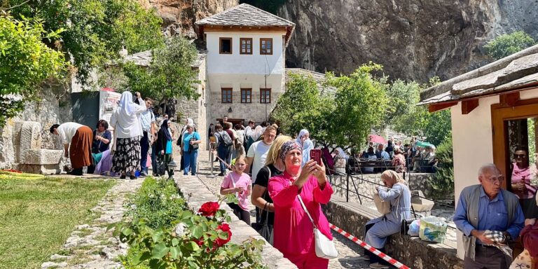 Dan u godini kada je Blagaj premalen za sve koji mu dolaze