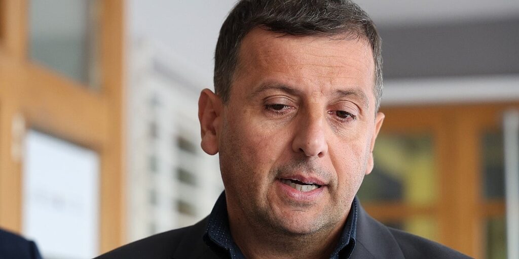 "Planira prepustiti kandidaturu Stanivukoviću, okrenuo je priču"