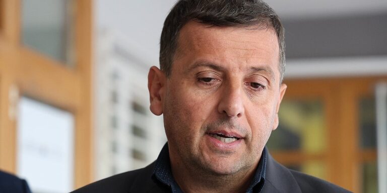 "Planira prepustiti kandidaturu Stanivukoviću, okrenuo je priču"