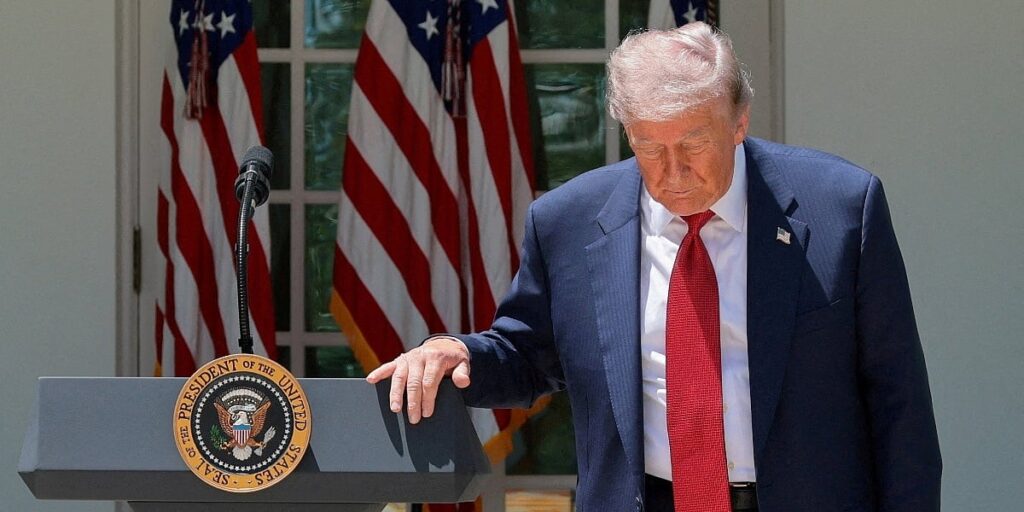 Trump pokrenuo "čistku" u vlastitim redovima, lično dostavio poruku državnom tužiocu s natpisom: "Izdaja"