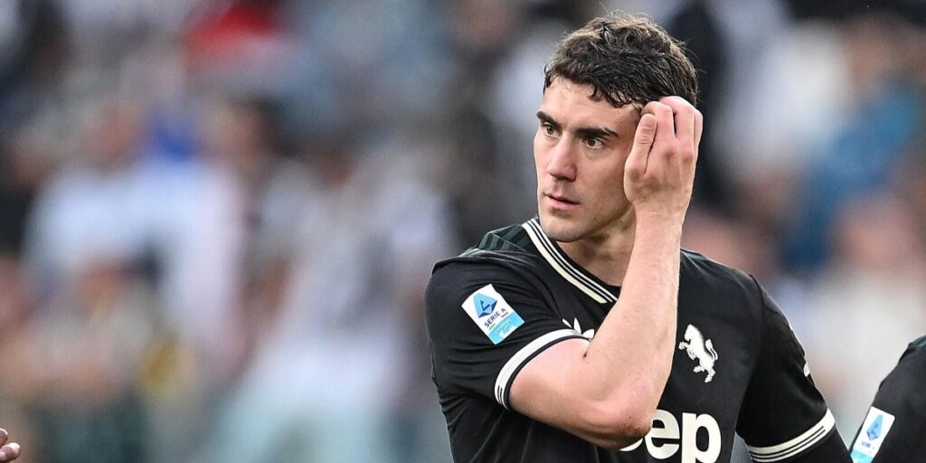 Vlahovićev otac se sastao s predstavnicima Bayerna zbog potencijalnog transfera