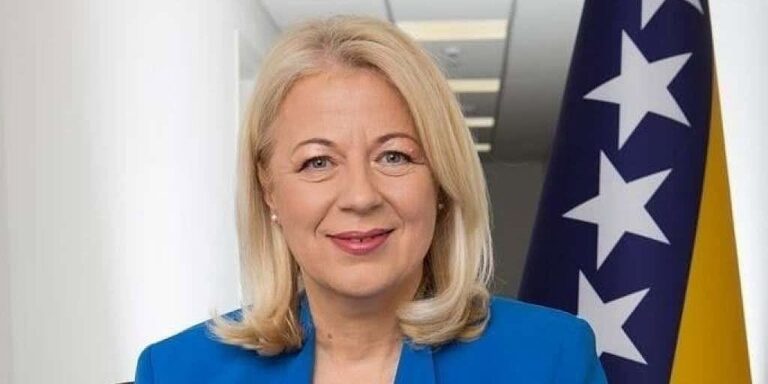 Ambasadorica BiH u Hrvatskoj pohvalila sporazum o graničnim prijelazima, posebno se zahvalila Plenkoviću Ambasadorica BiH u Hrvatskoj pohvalila sporazum o graničnim prijelazima, posebno se zahvalila Plenkoviću