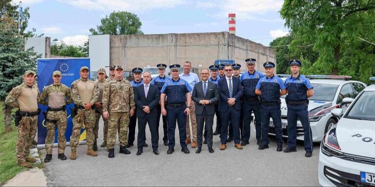 EU donirala 12 vozila vrijednih 790.000 KM za jačanje upravljanja migracijama u FBiH
