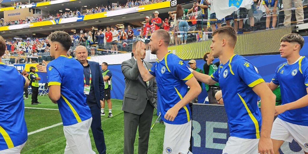 Halidovi "Dijamanti" grme sa razglasa SoFi stadiona, Zeljković ispratio igrače, a Zmajeve bodri i Nurkić