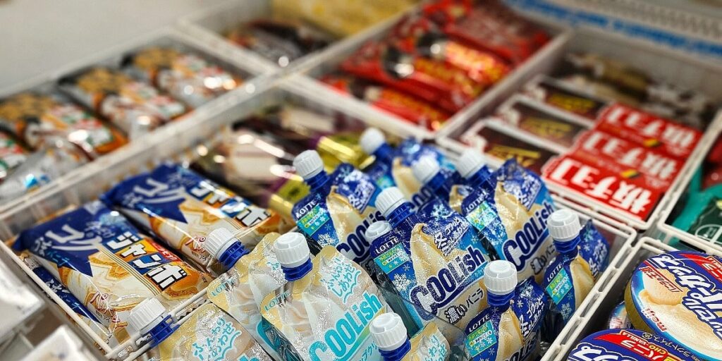 Japan vrši racije u kompanijama za proizvodnju sladoleda zbog neopravdano visokih cijena Japan vrši racije u kompanijama za proizvodnju sladoleda zbog neopravdano visokih cijena