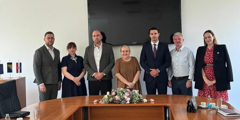 Ministarstvo pravde FBiH i Notarska komora traže hitno usvajanje Zakona o notarskoj službi FBiH