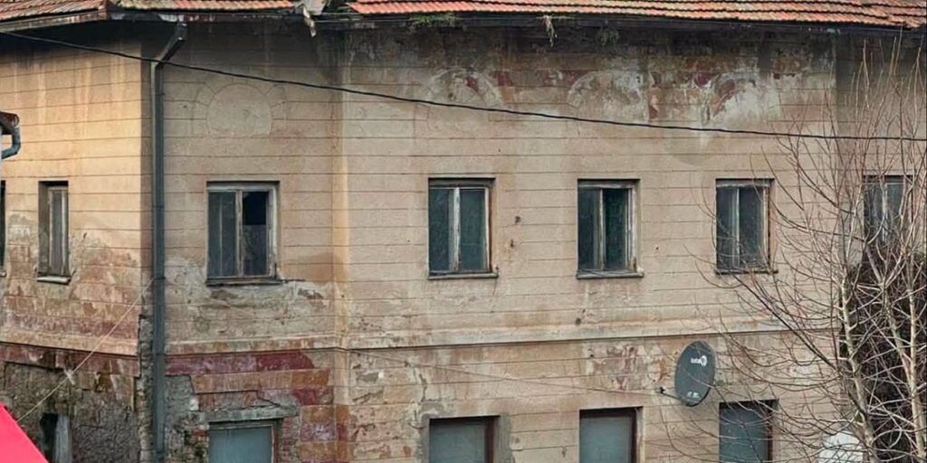 Podrinjska medresa je nasilno zatvorena 1946. godine, a sada je konačno vraćena u vlasništvo Islamske zajednice BiH
