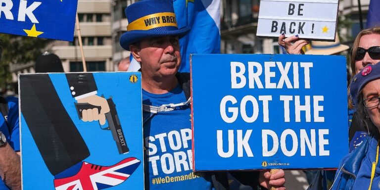 Većina Britanaca danas smatra da im je izlazak iz EU donio samo štetu