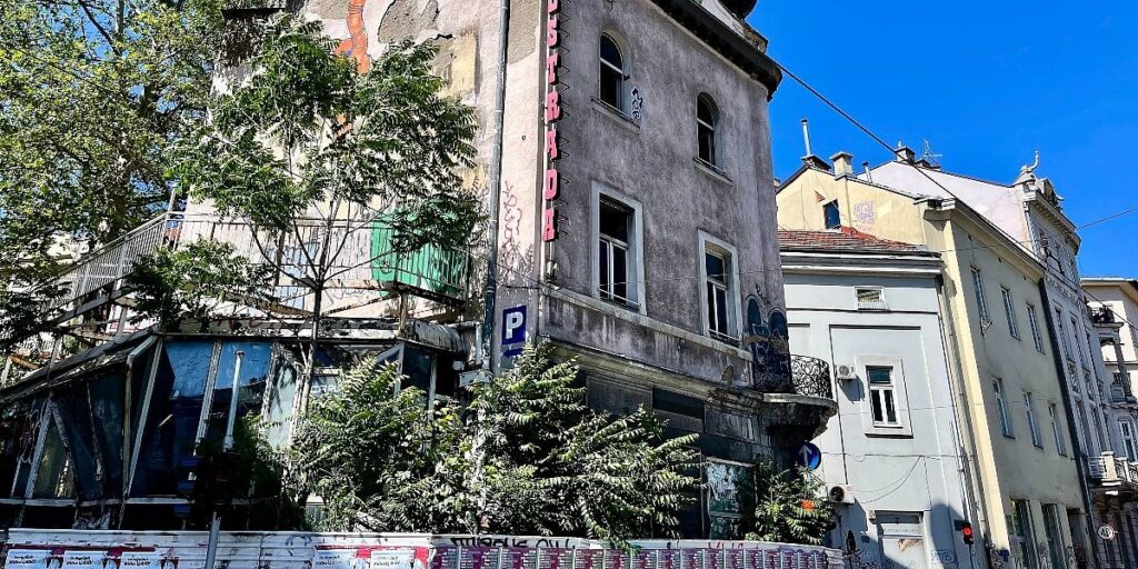 Zašto se objekat ne renovira i ko je odgovoran