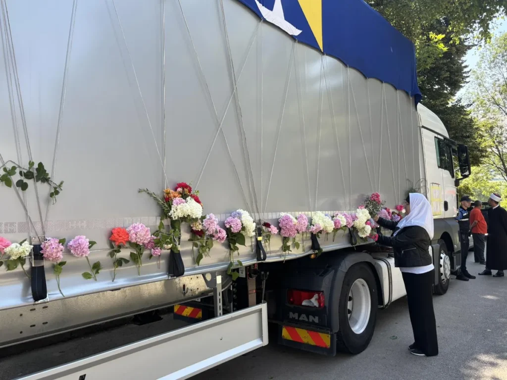 Još se traga za oko 950 žrtava genocida u Srebrenici