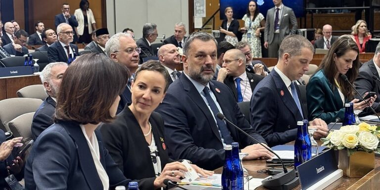 Konaković u Washingtonu pozvao na jači odgovor na politički motivisani terorizam, spomenuo i Dodika