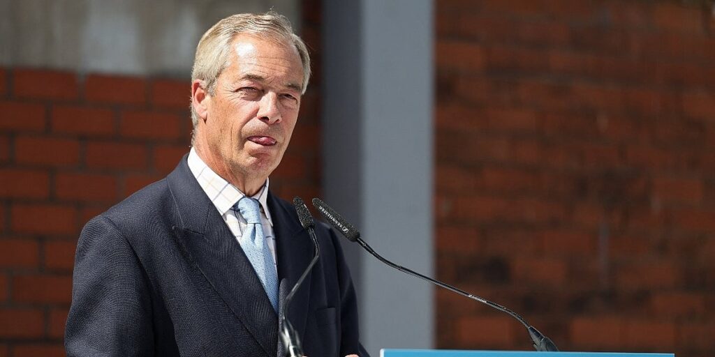 Lider desničara u Velikoj Britaniji podnio ostavku u parlamentu zbog spornog poklona od pet miliona funti