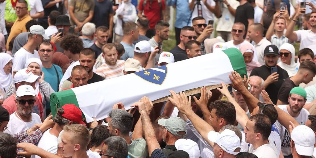 Moramo obilježavati genocid u Srebrenici kako bismo osigurali pravdu i trajan mir