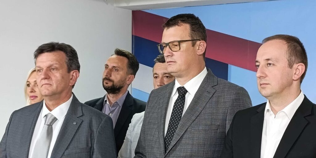 Policija u RS-u je stranačka, postaje vlasništvo jednog lica i jedne partije