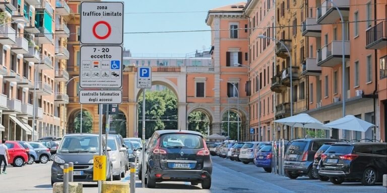 Putujete na odmor u Italiju? Ovi dizelaši ne smiju ulaziti u ove popularne gradove