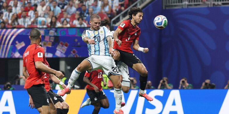 Uživo / Argentina - Egipat 0:1: Završnica prvog dijela, golman Egipta dovodi do ludila Argentince