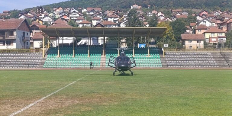 Helikopter iz Zeničko-dobojskog kantona stigao u Goražde, gasit će požar na Vranovini