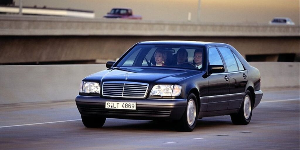 Kako je albanski ministar svojevremeno stigao u službenu posjetu Grčkoj u ukradenom Mercedesu
