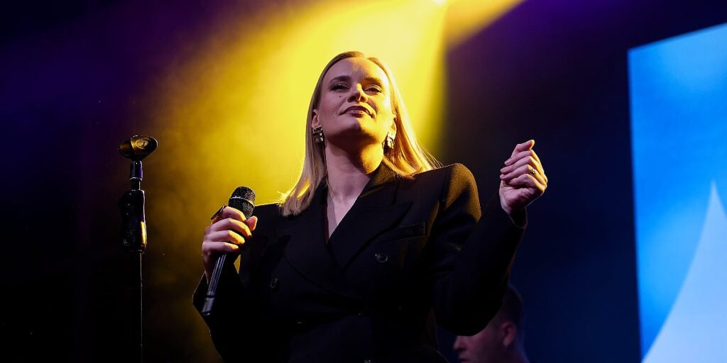 Koncert Šejle Zonić 23. augusta na platou ispred sportske dvorane