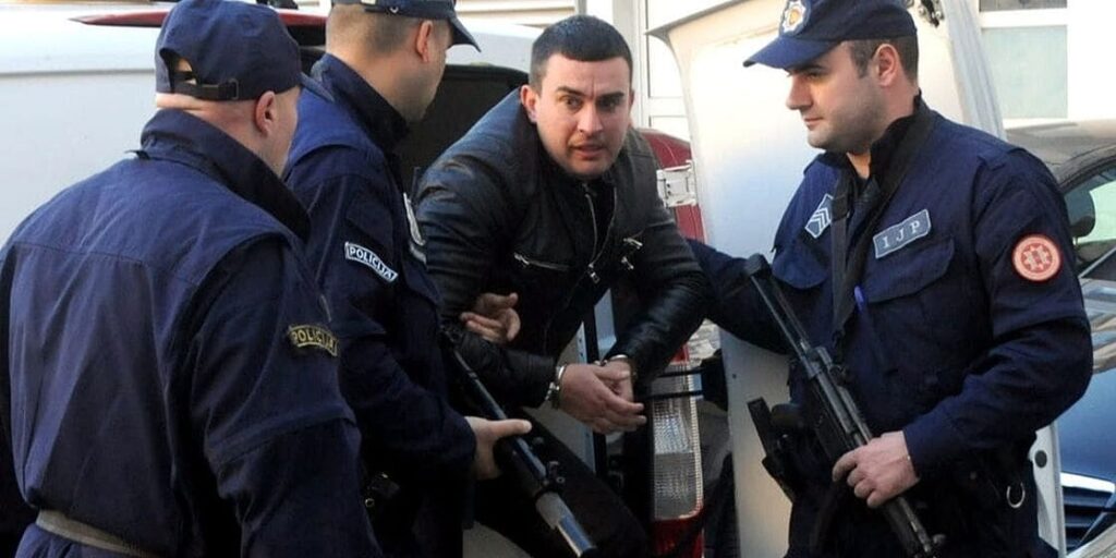 Mjesecima bježao tužilaštvu, policija ga našla u "šteku" između dva zida