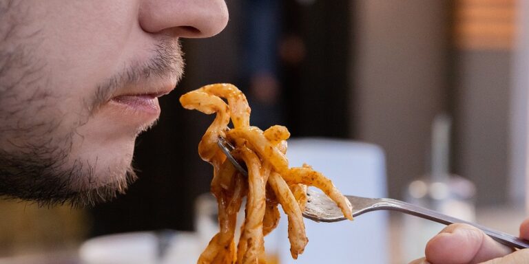 Naučnici su identifikovali jedan protein koji može kontrolisati želju za masnom hranom