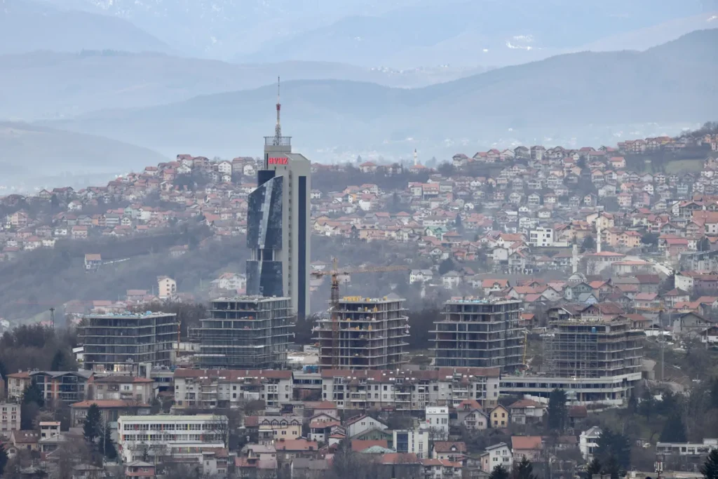 "Nemamo strategiju, gasimo požare i krpimo rupe"