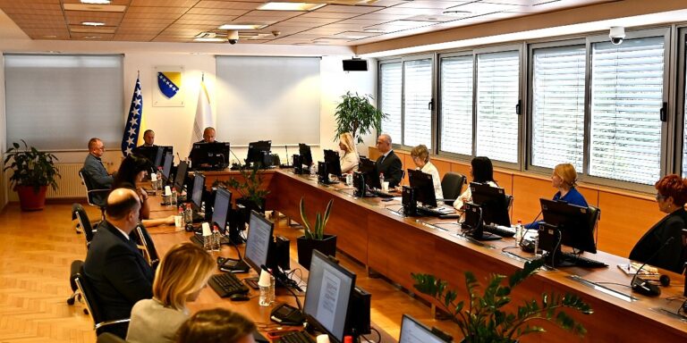 Odmah prestanite s pritiscima na sutkinju u predmetu RTRS-a i BHRT-a