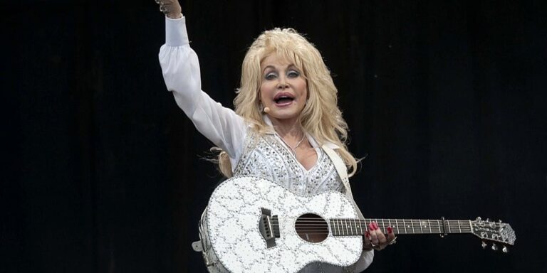 Pokrenuta peticija da aerodrom u Nashvilleu nosi ime Dolly Parton, potpisalo je više od 117.000 ljudi