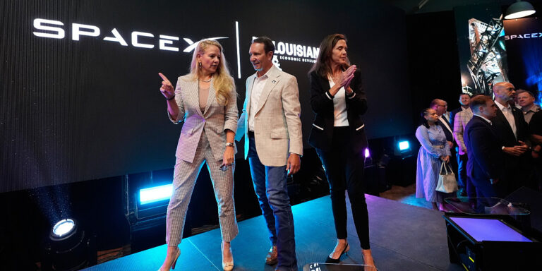 SpaceX planira izgradnju novog lansirnog centra vrijednog 100 milijardi dolara SpaceX planira izgradnju novog lansirnog centra vrijednog 100 milijardi dolara
