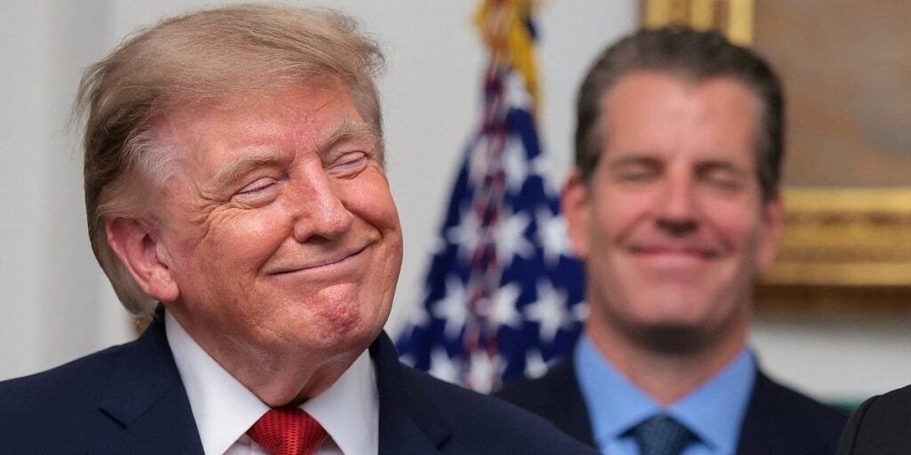 Trump najavljuje ekonomski "Dan D" protiv Irana, analitičari sumnjičavi da će to slomiti zvanični Teheran