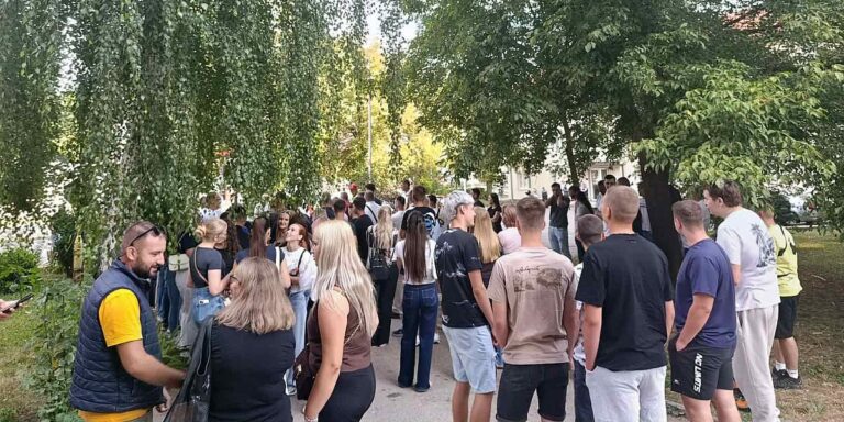 Tuzlanske autoškole ne odustaju od borbe, traže da ministar obrazovanja podnese ostavku