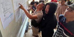 Indonezija pojačala potragu za 129 nestalih osoba nakon prevrtanja trajekta