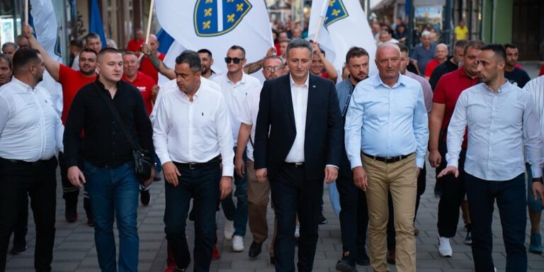 Ovo je opasno podrivanje mira, zabrinjava prisustvo političkog vrha RS-a