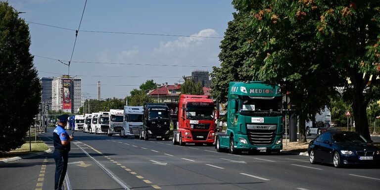 Prijevoznici iz regije najavili opšti kolaps, 14. septembra blokirat će granice s Evropskom unijom