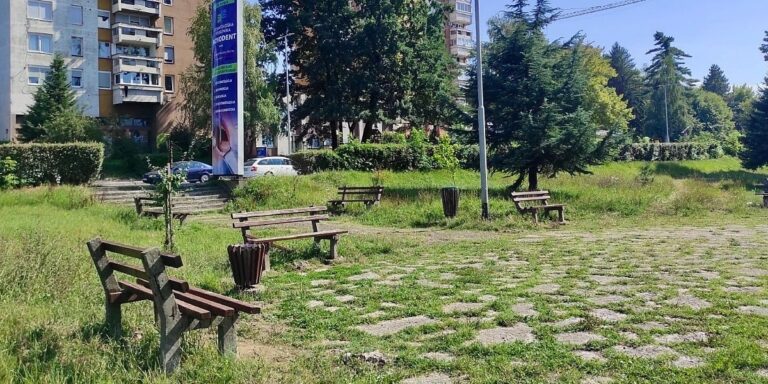 Učenica nožem napala i povrijedila dvije djevojčice