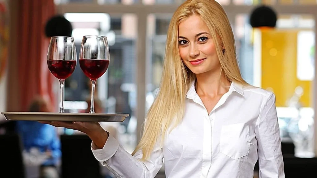 Konobarica – Konobar (m/ž)