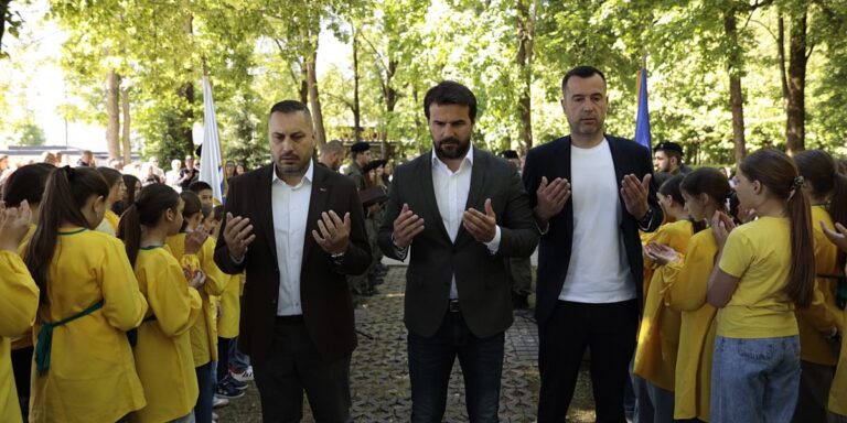 34. godišnjica svirepog ratnog zločina, agresori zaustavili transporter UNPROFOR-a s ranjenicima i sve ih ubili 34. godišnjica svirepog ratnog zločina, agresori zaustavili transporter UNPROFOR-a s ranjenicima i sve ih ubili