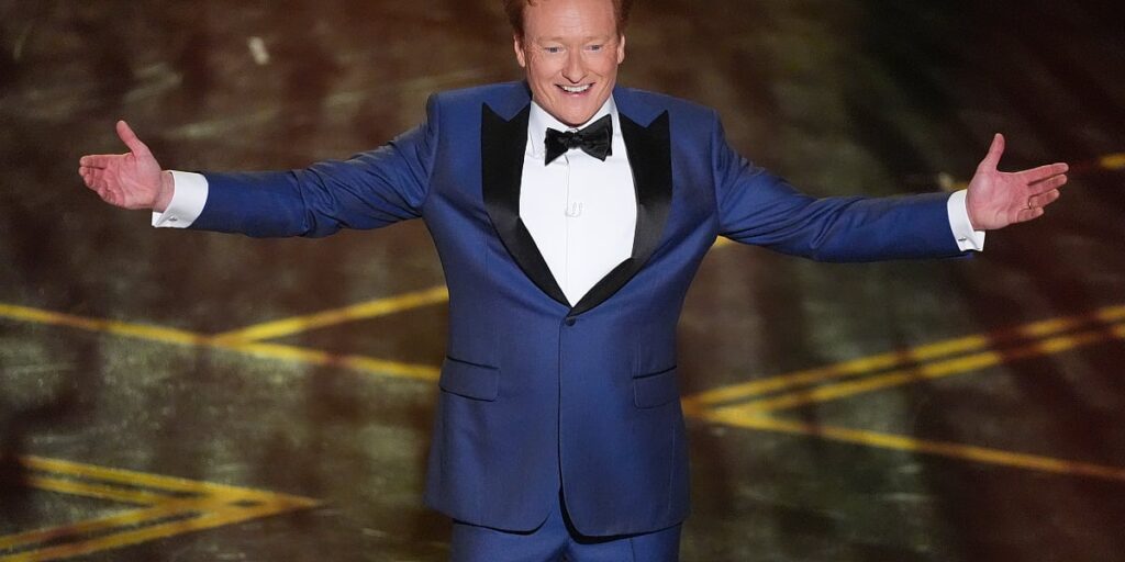 Conan O’Brien ponovo će voditi dodjelu Oscara 2027. godine u Los Angelesu Conan O’Brien ponovo će voditi dodjelu Oscara 2027. godine u Los Angelesu
