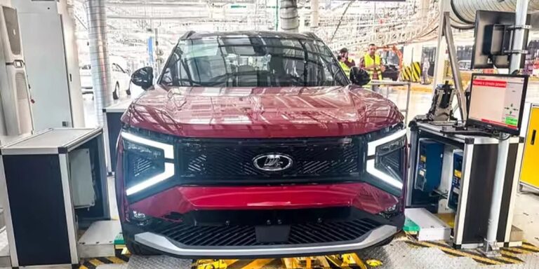 Da nije došlo do rata u Ukrajini, ovaj ruski SUV bi ove godine bio dostupan širom Evrope Da nije došlo do rata u Ukrajini, ovaj ruski SUV bi ove godine bio dostupan širom Evrope