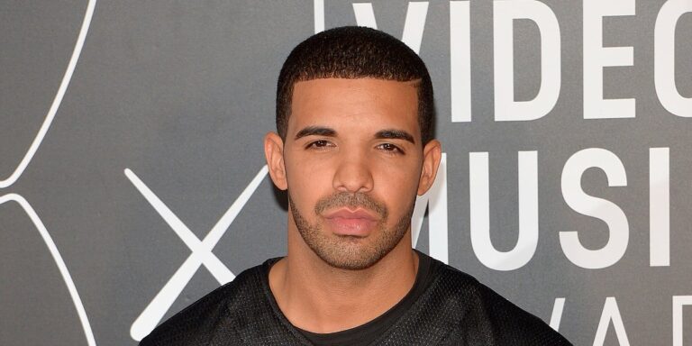 Drake nakon objave tri albuma u jednom danu oborio tri Spotify rekorda