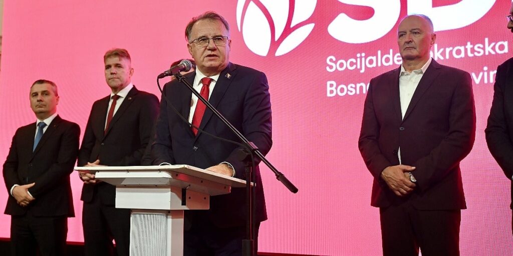 Izetbegović strahuje da će izgubiti izbore pa privatizuje rat i prisvaja historijsku ulogu svog oca