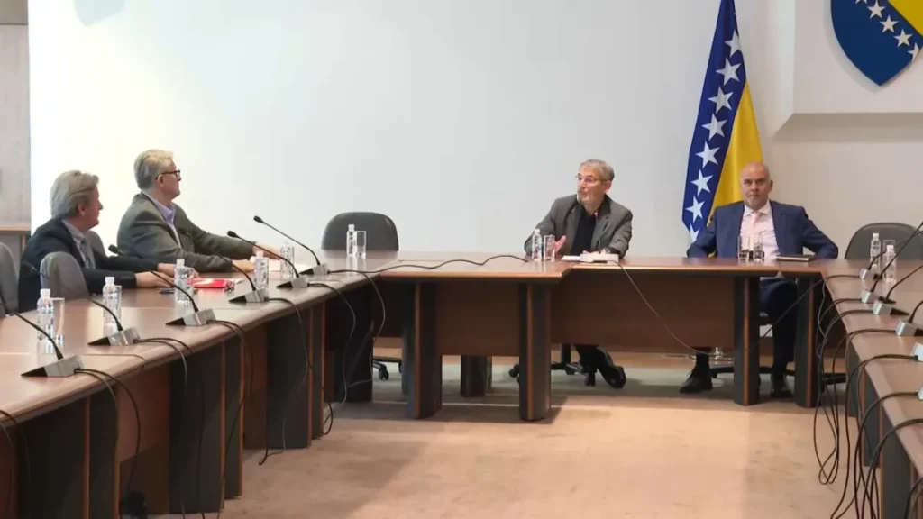 Komisija tvrdi da Primorac i Marinković sistemski izbjegavaju dolazak