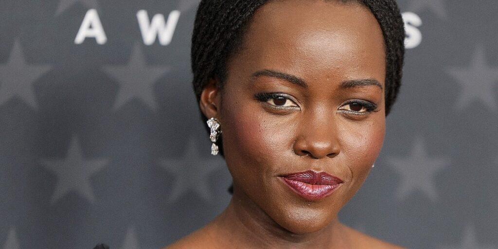 Lupita Nyong’o odgovorila na rasističke uvrede zbog uloge u filmu “The Odyssey”: Ovo je mitološka priča Lupita Nyong'o odgovorila na rasističke uvrede zbog uloge u filmu "The Odyssey": Ovo je mitološka priča
