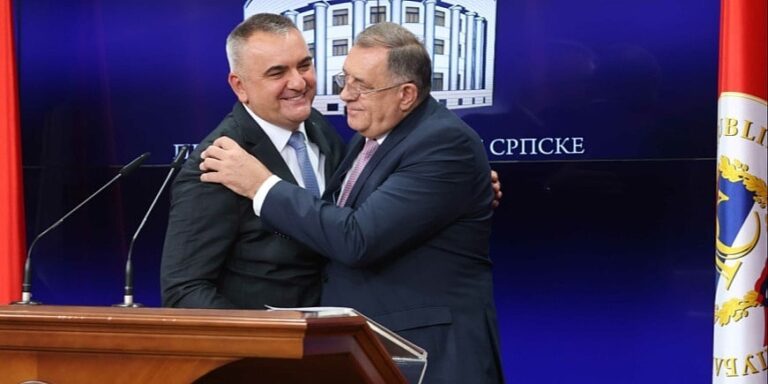 Minić je stihom iz "Gorskog vijenca" zahvalio Dodiku na Schmidtovom odlasku
