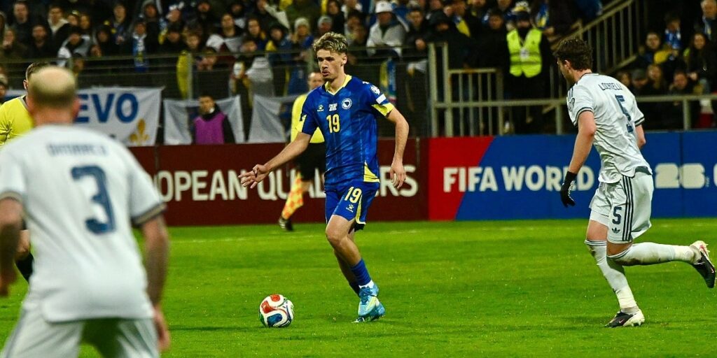Napoli povlači četiri poteza, među njima se pominje i Kerim Alajbegović