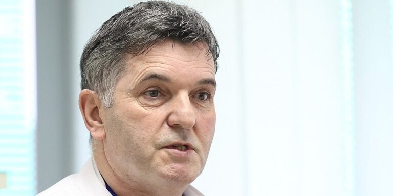 Ne postoji škola koja vas može naučiti kako operisati dok granate padaju oko vas