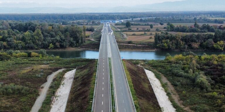 Novi granični prijelaz Gradiška će ipak privremeno biti otvoren, evo detalja Novi granični prijelaz Gradiška će ipak privremeno biti otvoren, evo detalja