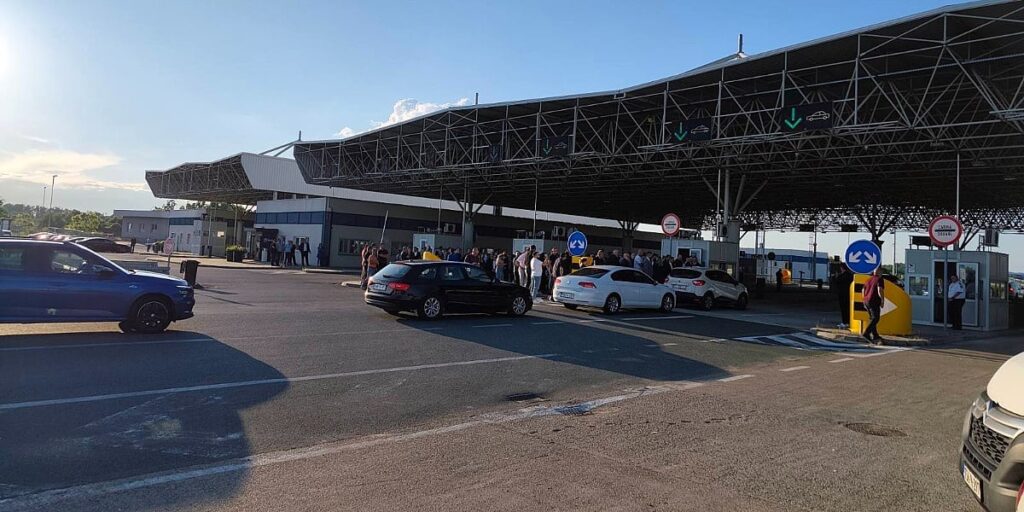 Novi granični prijelaz Gradiška otvoren je privremeno i za teretna vozila